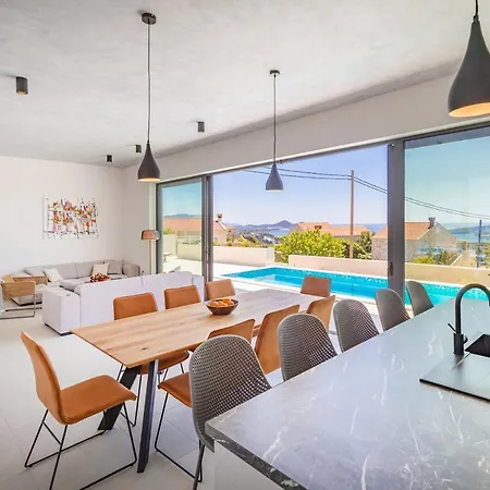 Garden Rose * Orašac